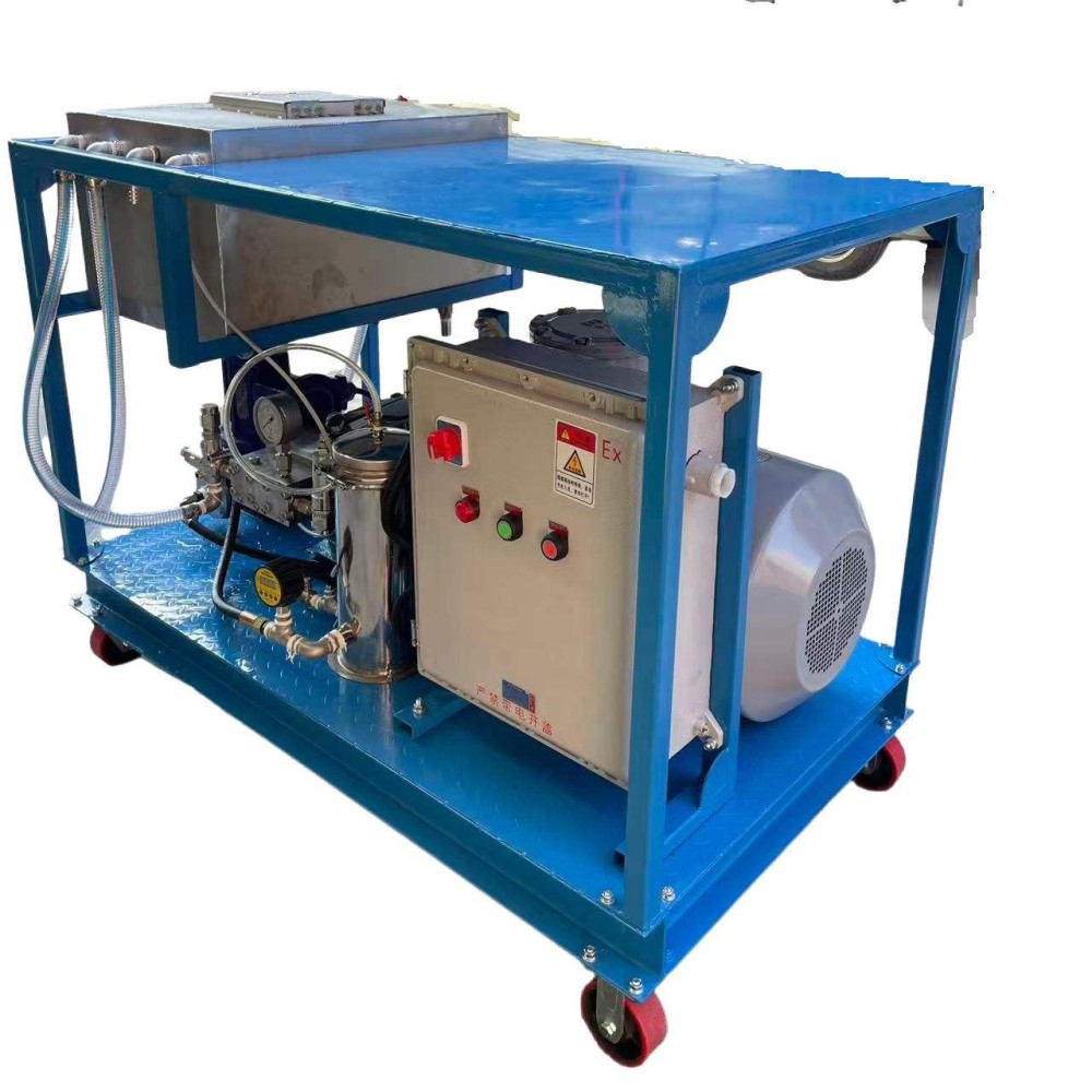 油罐船工业清洗设备用新型喷水1000bar高压清洗机-1