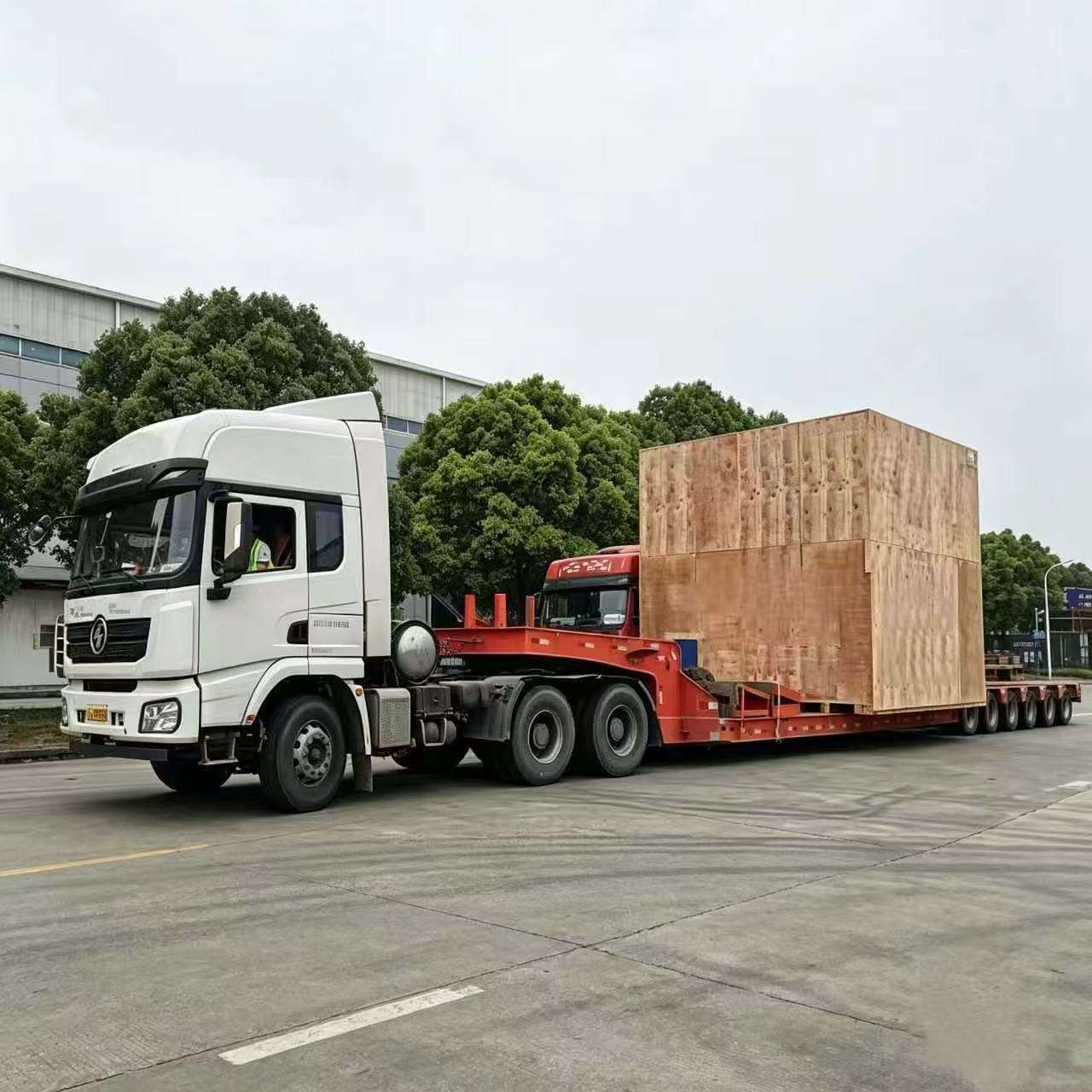 新型 2000bar 30L/min 167kw 柴油机超高压水射流机,用于道路标线去除,重型设备-2